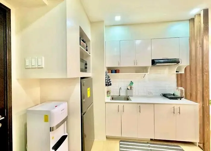 Cozy Staycation Hotell Cebu